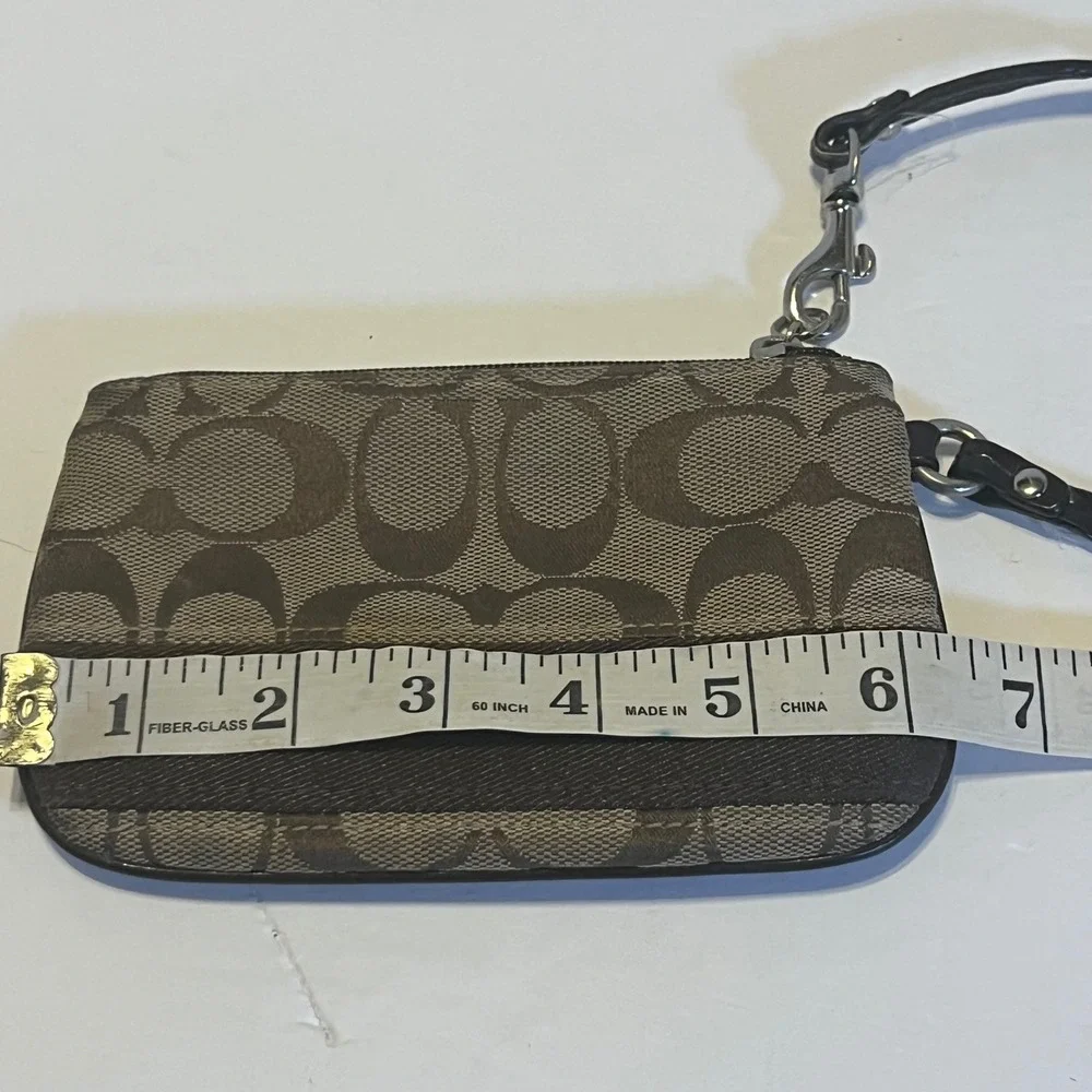 Coach‎ Wristlet Womens OS Brown Signature C Monogram Canvas Zip Pouch